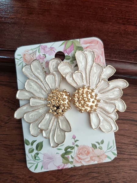 Earrings - Flower halves 5cm