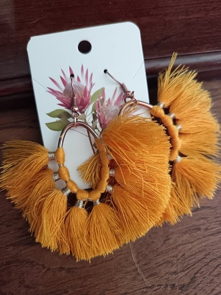 Earrings - Yellow tassel 7.5cm