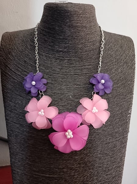 Necklaces - Flowers