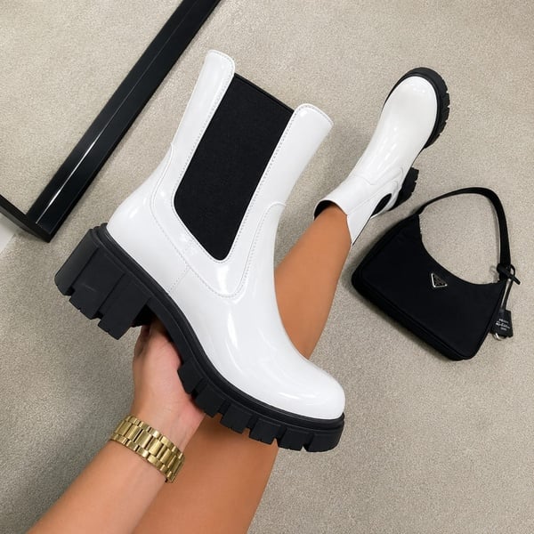 Women's High-Gloss Patent Chunky Chelsea Boots