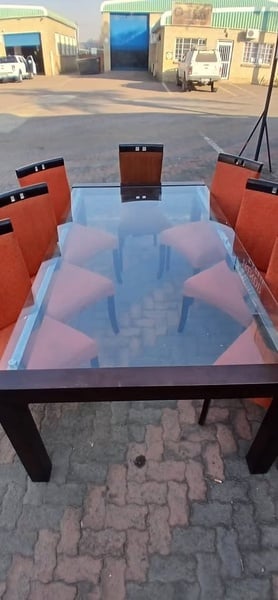8 seater glass top dining table 🍽   Good condition ✨