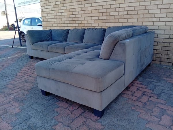 Rochester L shape couch 🛋  Good condition ✨
