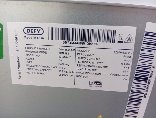 Defy 386L deep freezer 🍗 Good condition ✨  CF410-HC