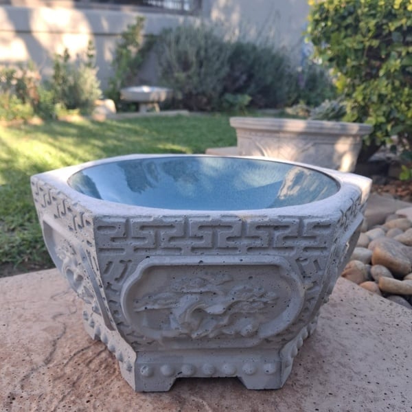 Pentagonal Jade Birdbath/Feeder