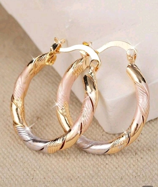Gold earrings