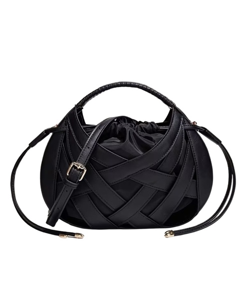 Woven Hollow Small Tassel Bag