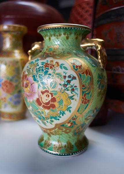 Vase green