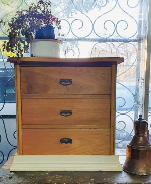 Rustic Chest of Drawers, small 3 drawer