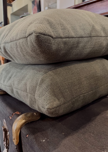 Scatter cushions