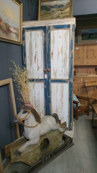 Rustic / Shabby Chic 2 Door Storage