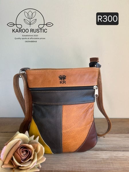 KR Classic Medium Sling Bags