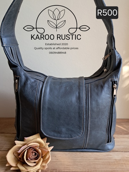KR Classic Small Shoulder Bag