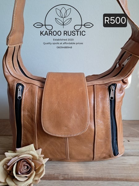 KR Classic Small Shoulder Bag