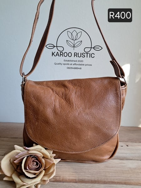 KR Medium Flap Crossbody