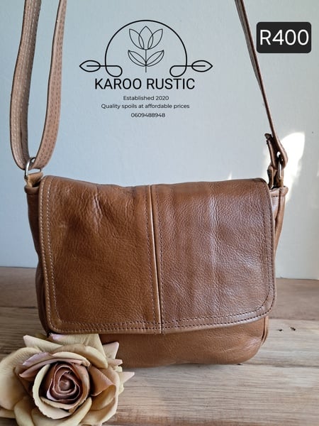 KR Medium Flap Crossbody