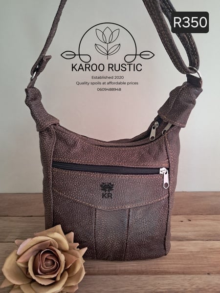 KR Classic Crossover Sling Bag