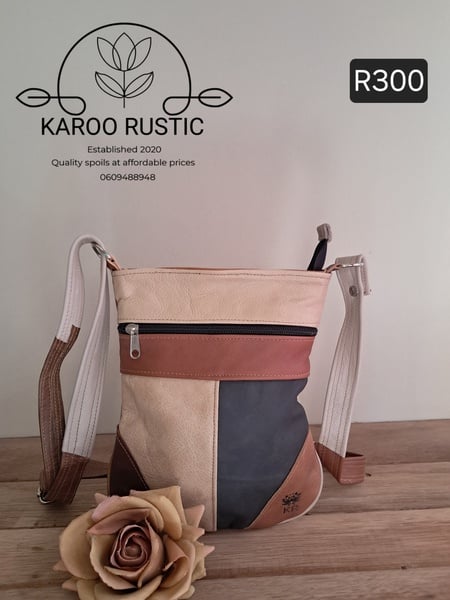 KR Classic Medium Sling Bags