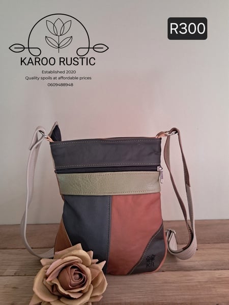 KR Classic Medium Sling Bags