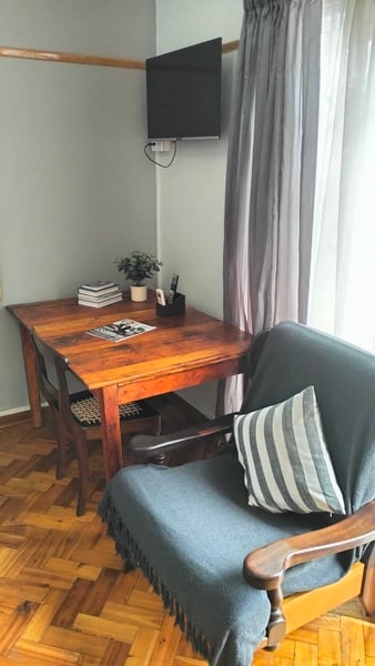 PRIVATE SUITE