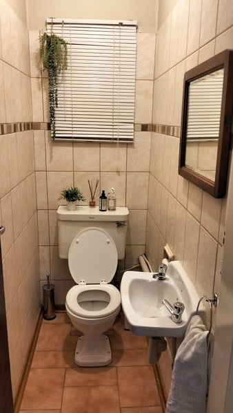 PRIVATE SUITE