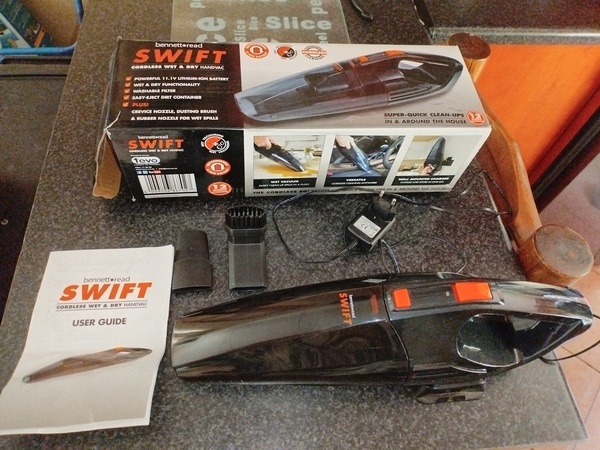 Bennett & Read Swift. Cordless Wet and Dry Handvac.