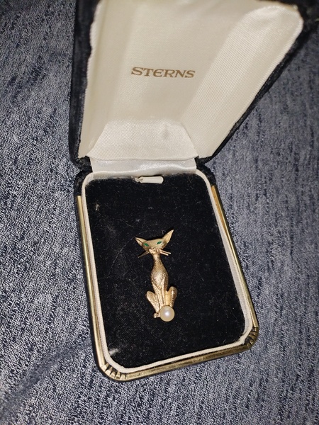 Vintage Seamese Cat Brooch.
