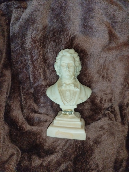 Bust of F Schubert Statue.