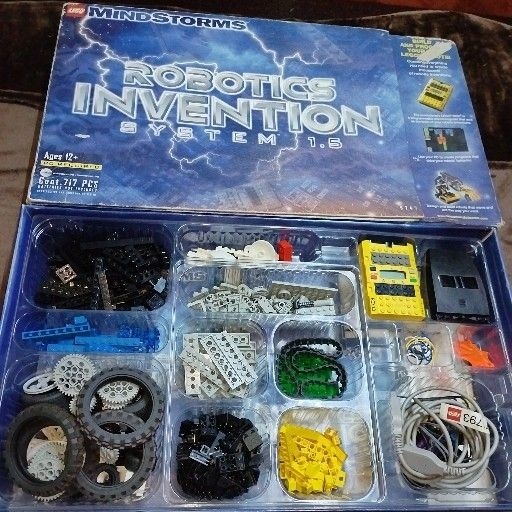 Lego Mindstorms Robotics Invention System Version 1.5.