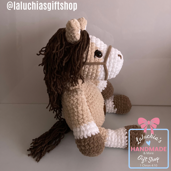 Luxury Horse (Pre-Order)