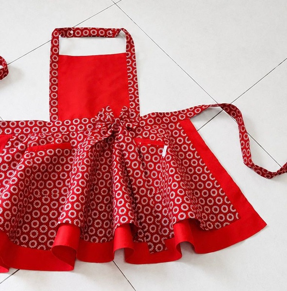 Classic Luxury Aprons