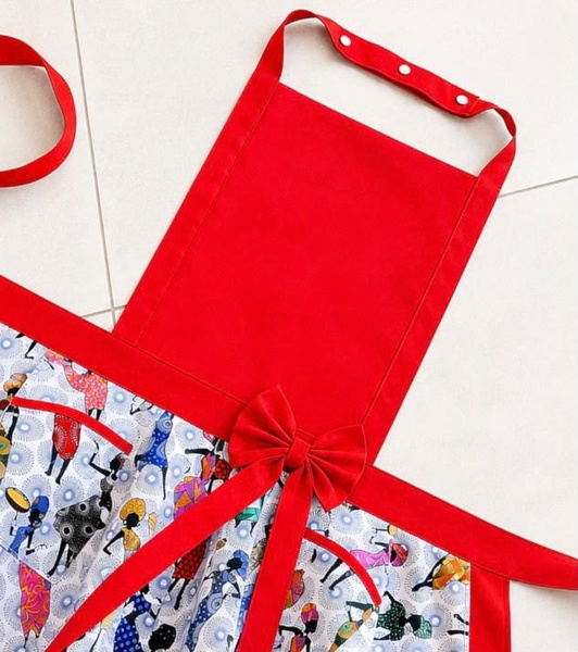 Classic Luxury Aprons